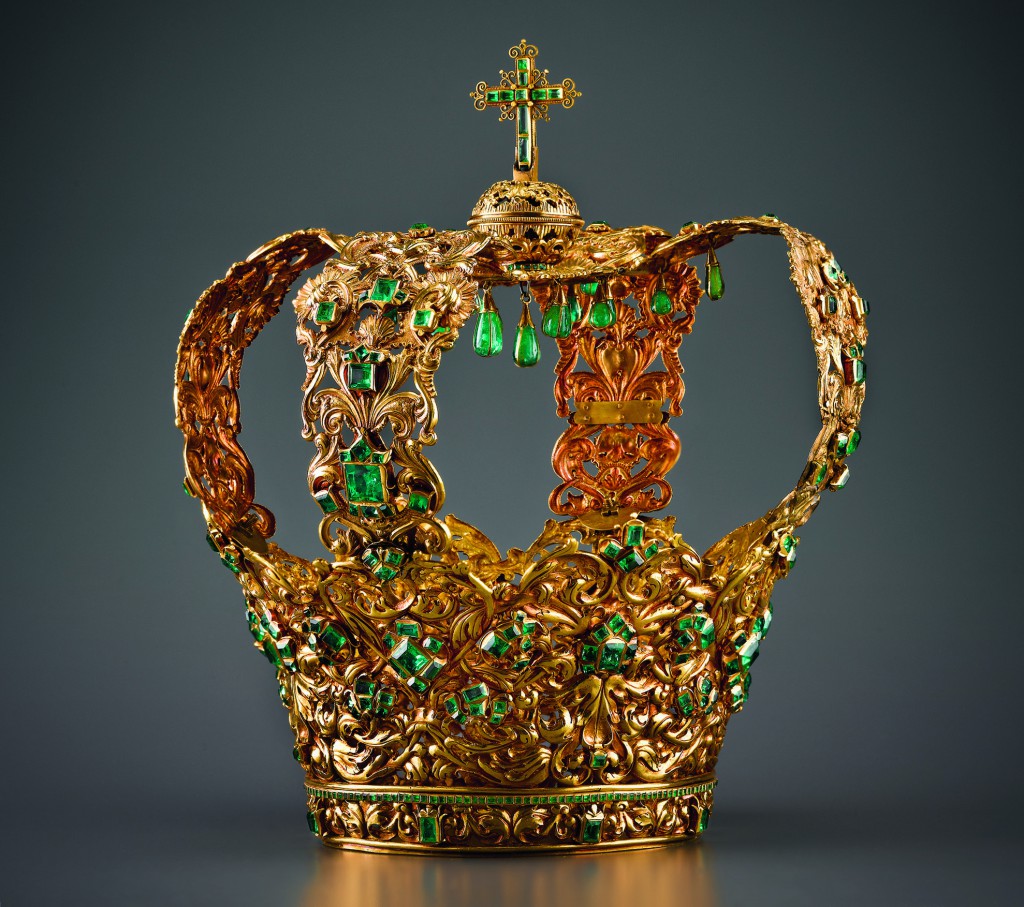 CROWN ON DISPLAY AS PART OF ART EXHIBITION AT INDIANA MUSEUM