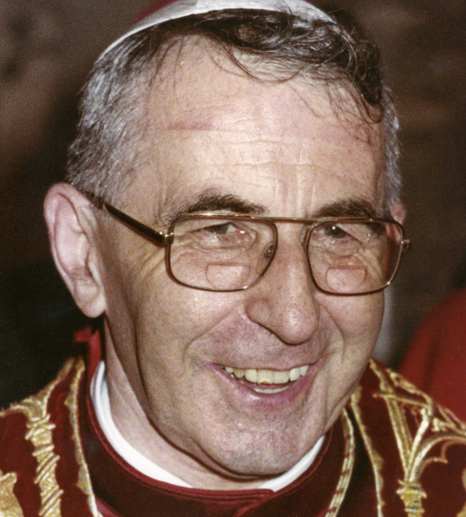 Pope John Paul I, known as the “smiling pope,” is pictured in a 1978 photo. Cardinal Albino Luciani was elected pope Aug. 26, 1978, and was found dead 33 ... - 20131018nw1493-e1382360588862-923x1024