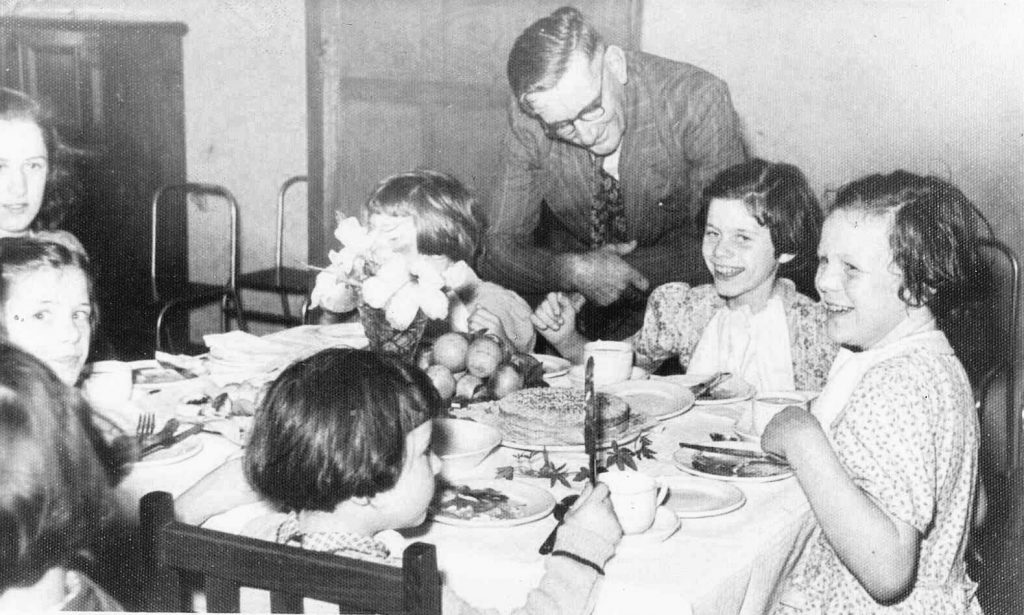 Mundaring parishioner Maureen Briggs-Trewin was just 11 when she arrived in Australia. Photo: Supplied.