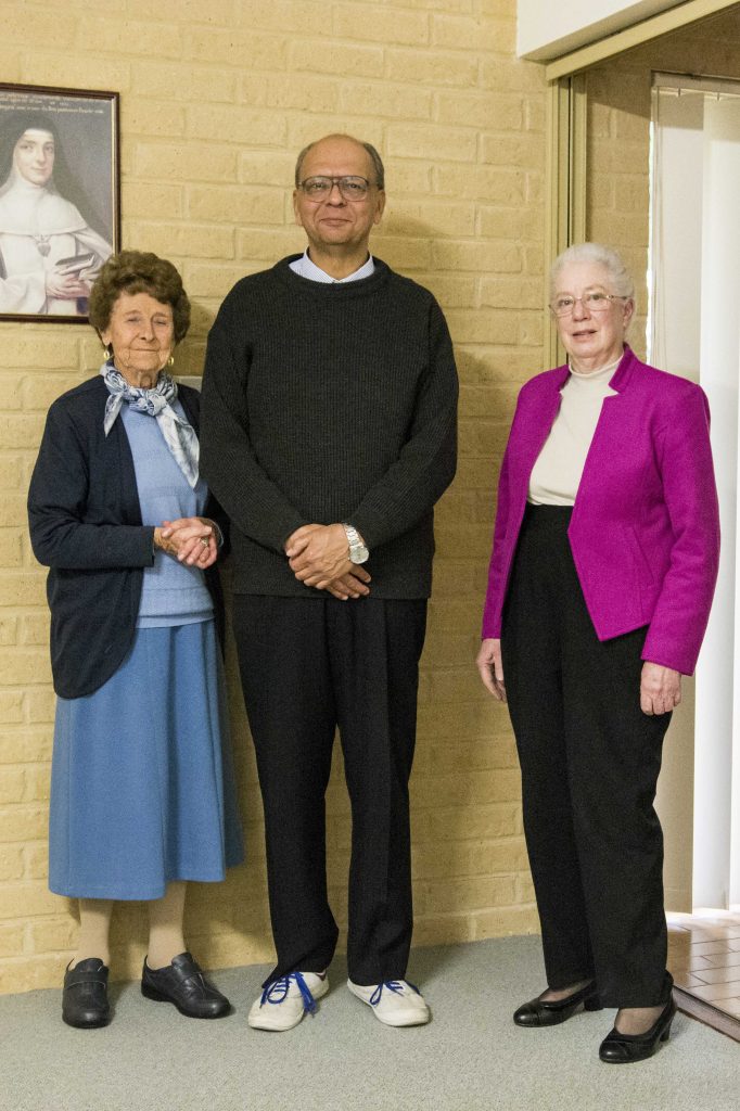 Director of Julian Singer Chris deSilva with committee members Mary Haydock and Margaret Behrndt. Photo: Caroline Smith.