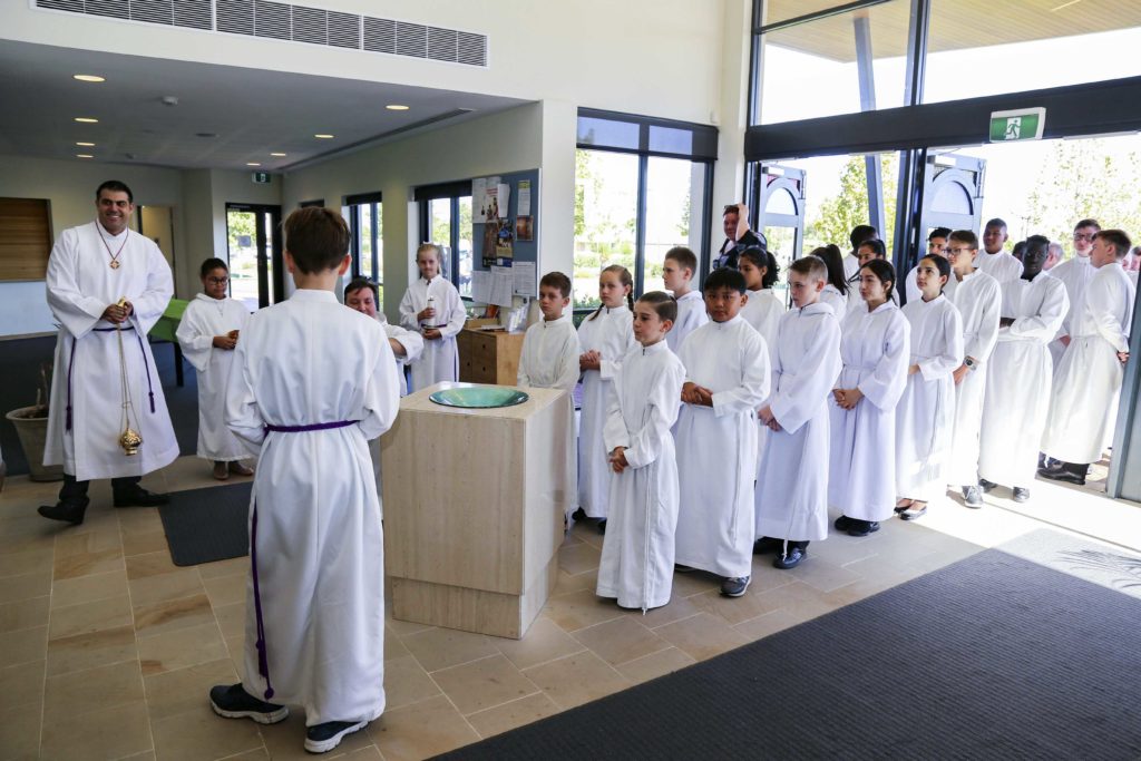 The international organisation of acolytes and altar servers has last weekend Sunday 17 March welcomed 168 new servers and seven new acolytes at St Helena of the Holy Cross, Ellenbrook Parish, continuing a history of service to the sacraments that goes back to the beginning of last century. Photo: Eric Martin.